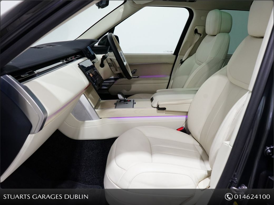 2025 Land Rover Range Rover