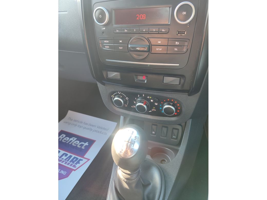 2021 Mitsubishi L200