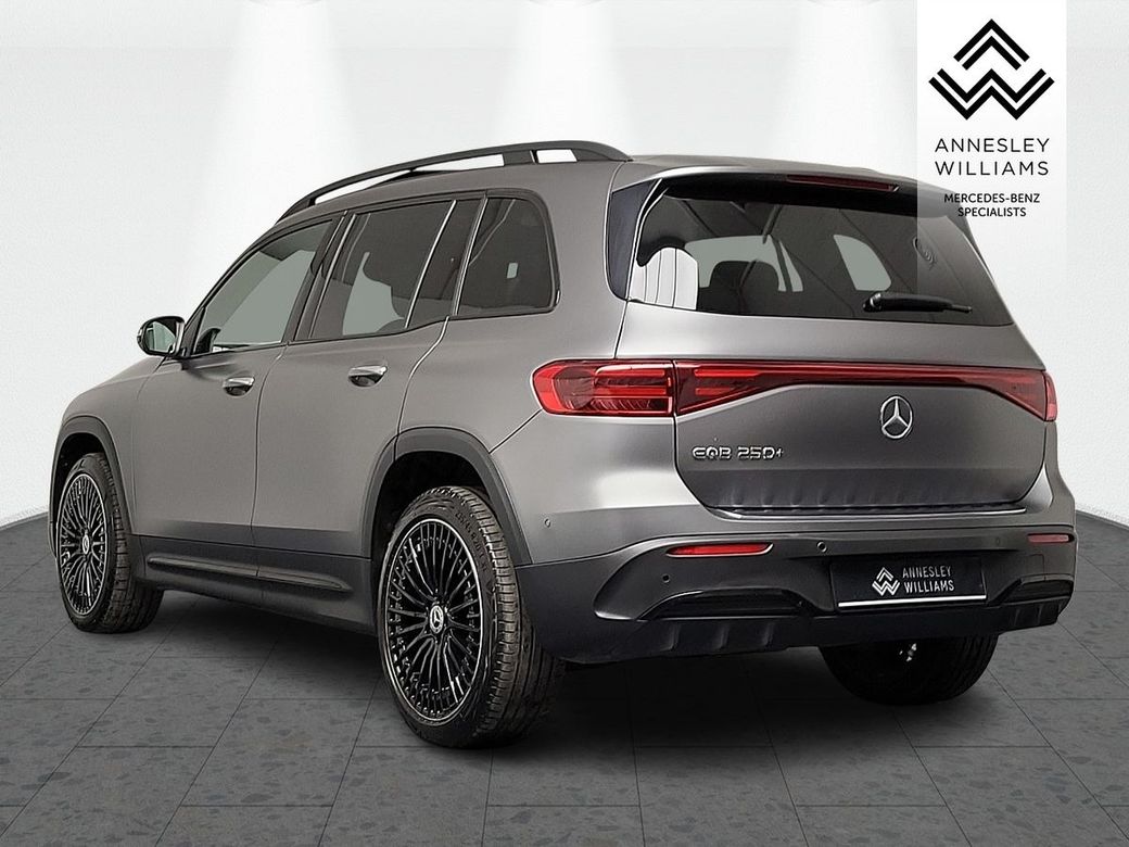 2025 Mercedes-Benz EQB