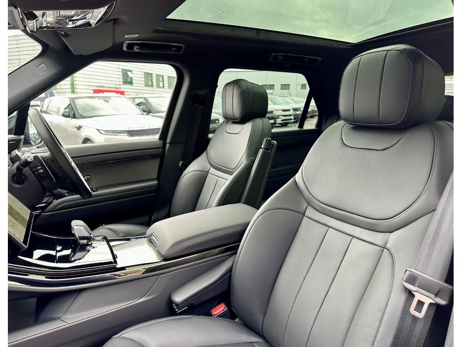 2026 Land Rover Range Rover Sport