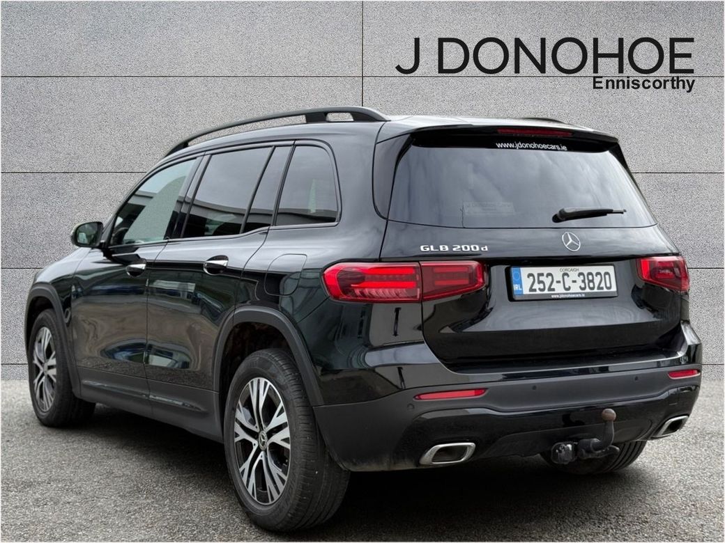 2025 Mercedes-Benz GLB Class