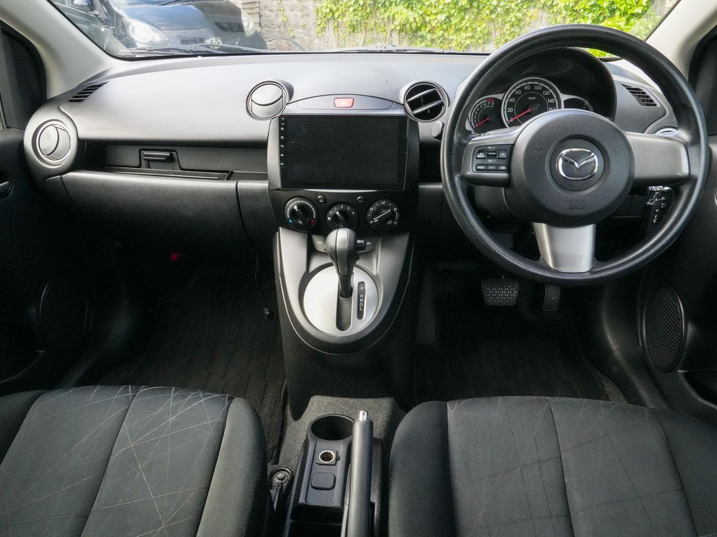 2014 Mazda Demio