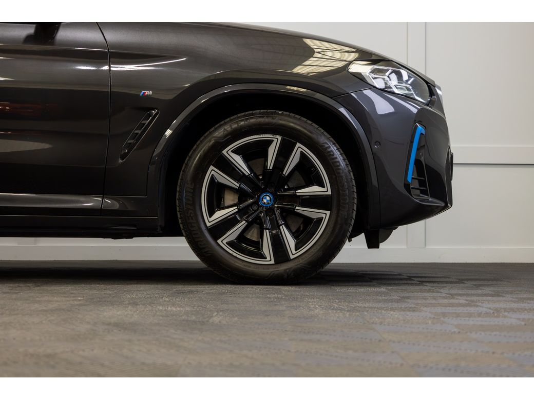 2022 BMW iX3