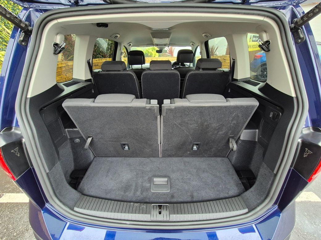 2022 Volkswagen Touran