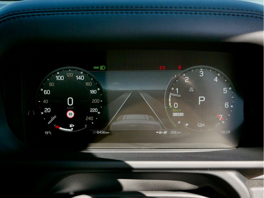 2024 Land Rover Defender 110
