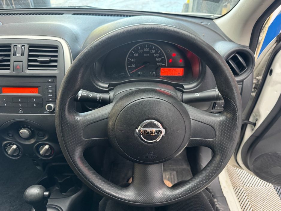 2017 Nissan March