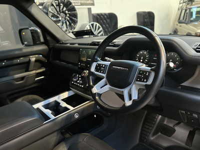 2025 Land Rover Defender