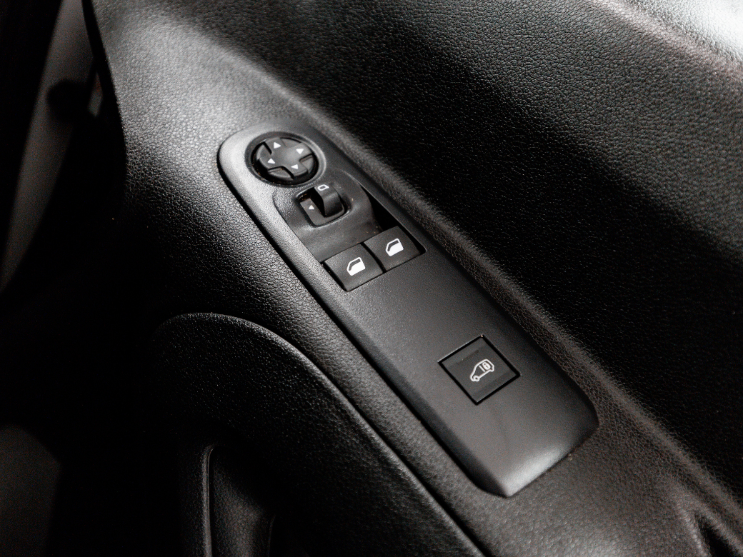 2024 Peugeot Partner