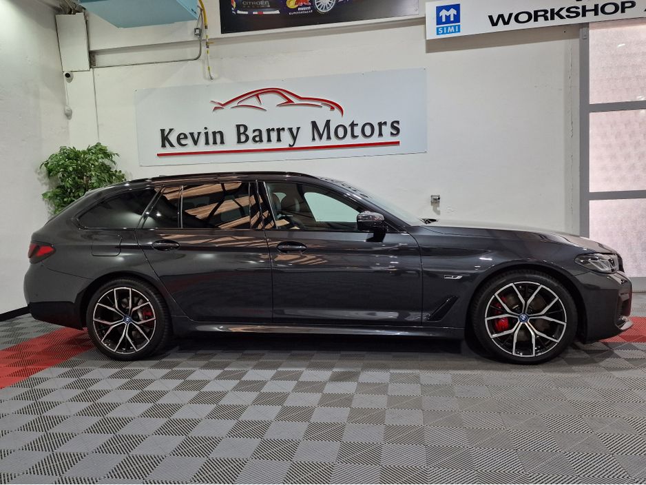 2022 BMW 5 Series