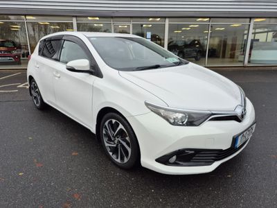 2017 Toyota Auris