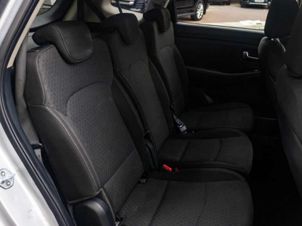 2018 Kia Carens