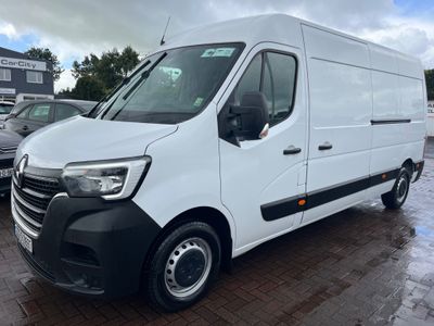 2022 Renault Master