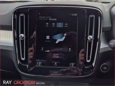 2021 Volvo XC40