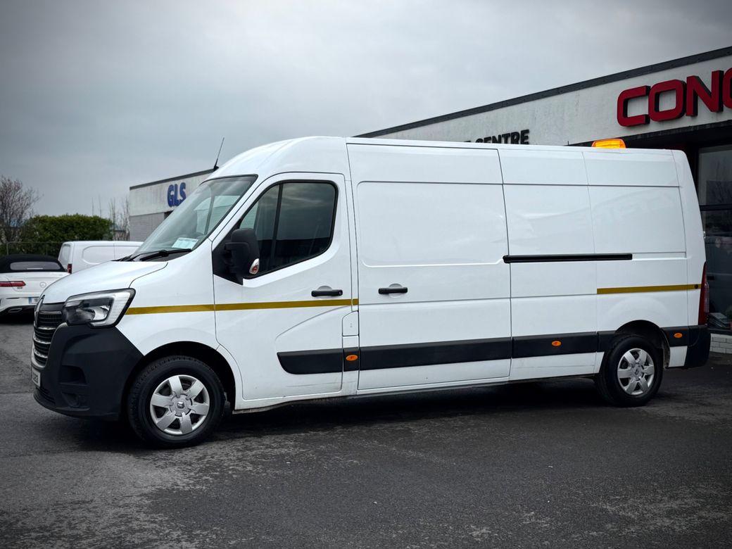 2023 Renault Master