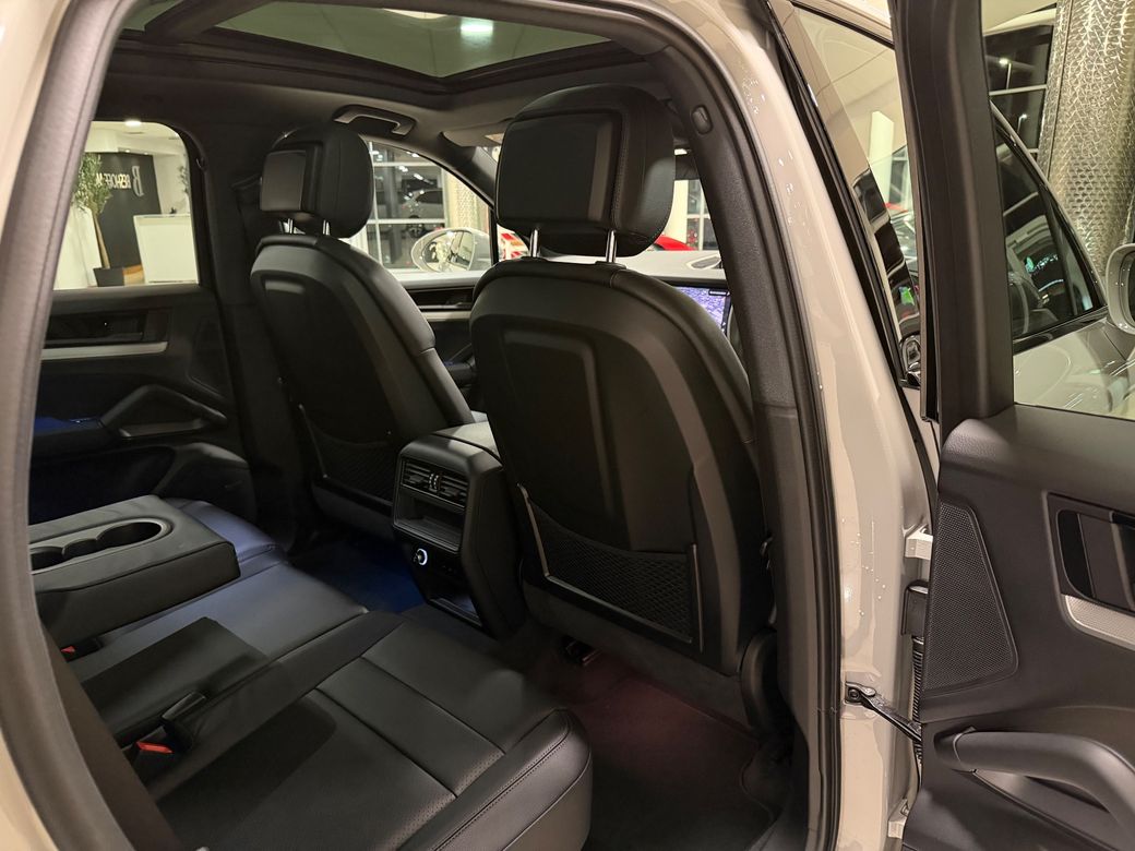 2025 Porsche Cayenne