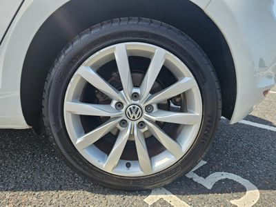 2017 Volkswagen Golf