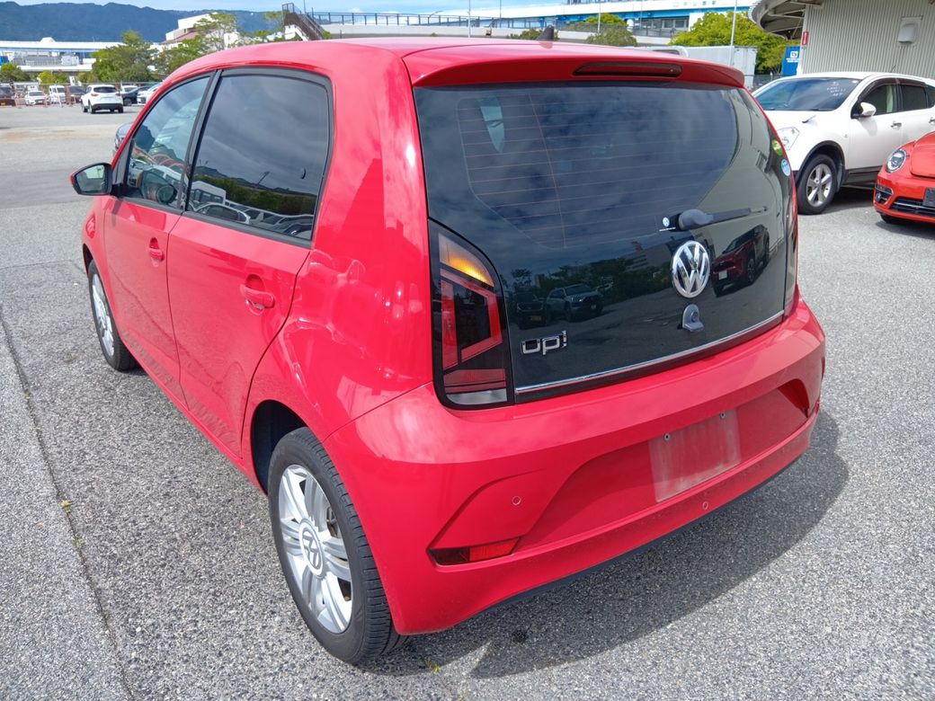 2018 Volkswagen up!