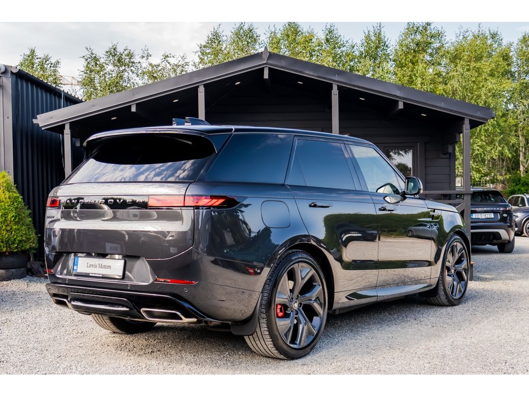 2025 Land Rover Range Rover Sport