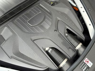 2025 Porsche Panamera