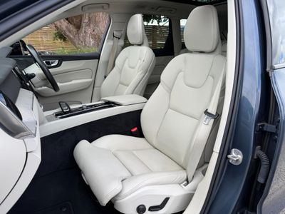 2023 Volvo XC60