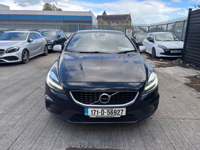 2017 Volvo V40