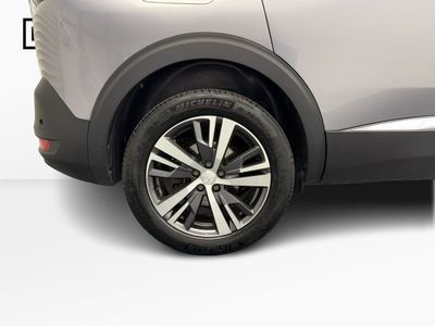 2023 Peugeot 5008