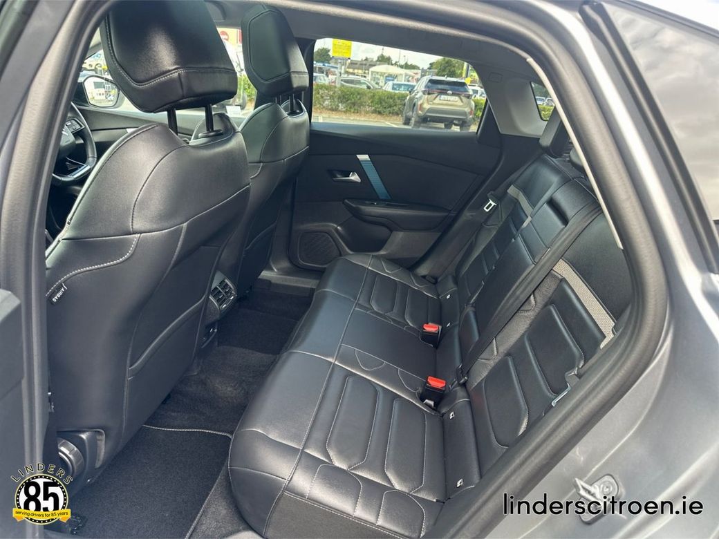 2023 Citroen e-C4 X