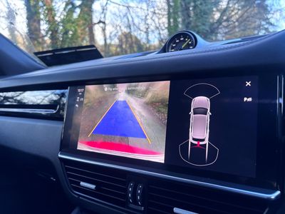 2022 Porsche Cayenne