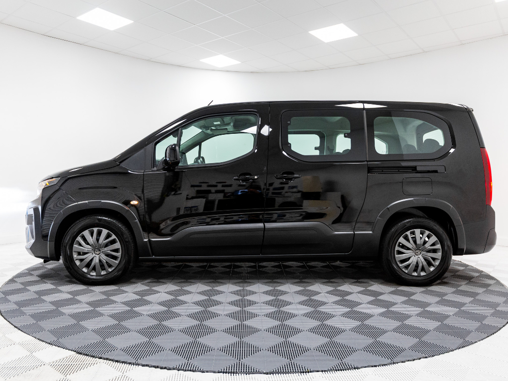 2025 Peugeot Rifter