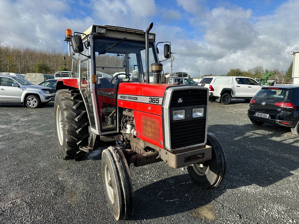 1990 Massey Ferguson 362