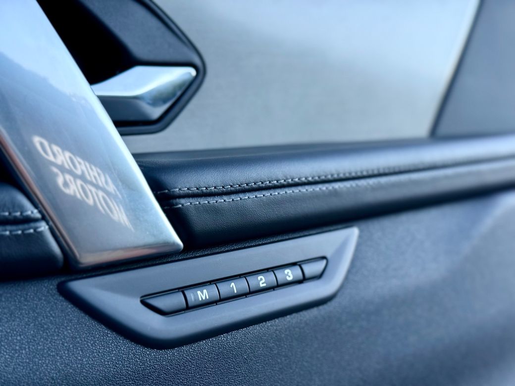 2025 Land Rover Discovery Sport