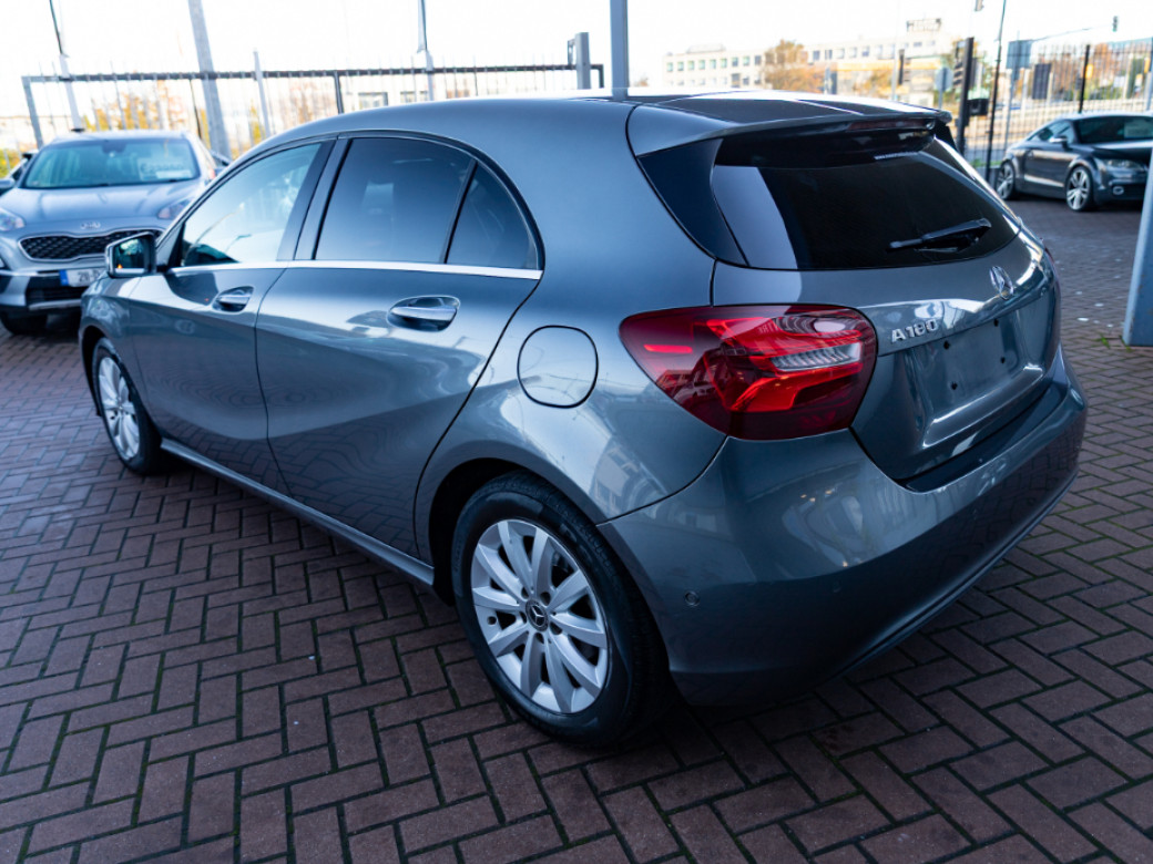 2017 Mercedes-Benz A 180