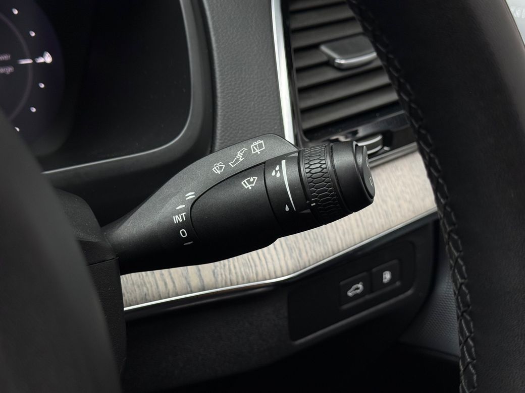 2023 Volvo XC90