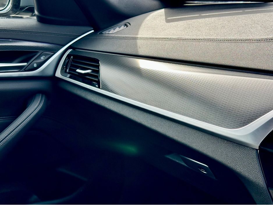 2023 BMW 5 Series