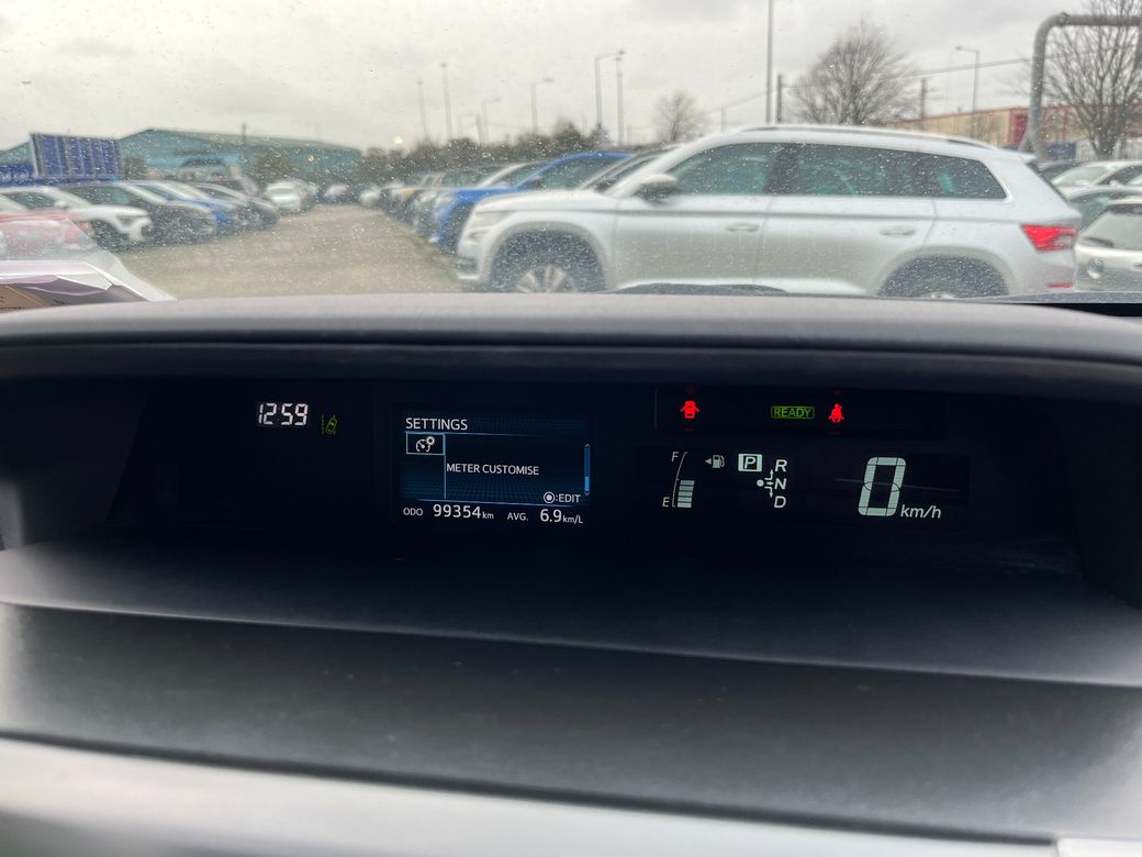 2018 Toyota Prius Alpha