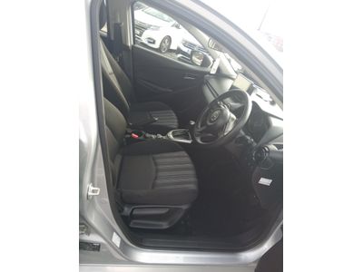 2017 Mazda Demio