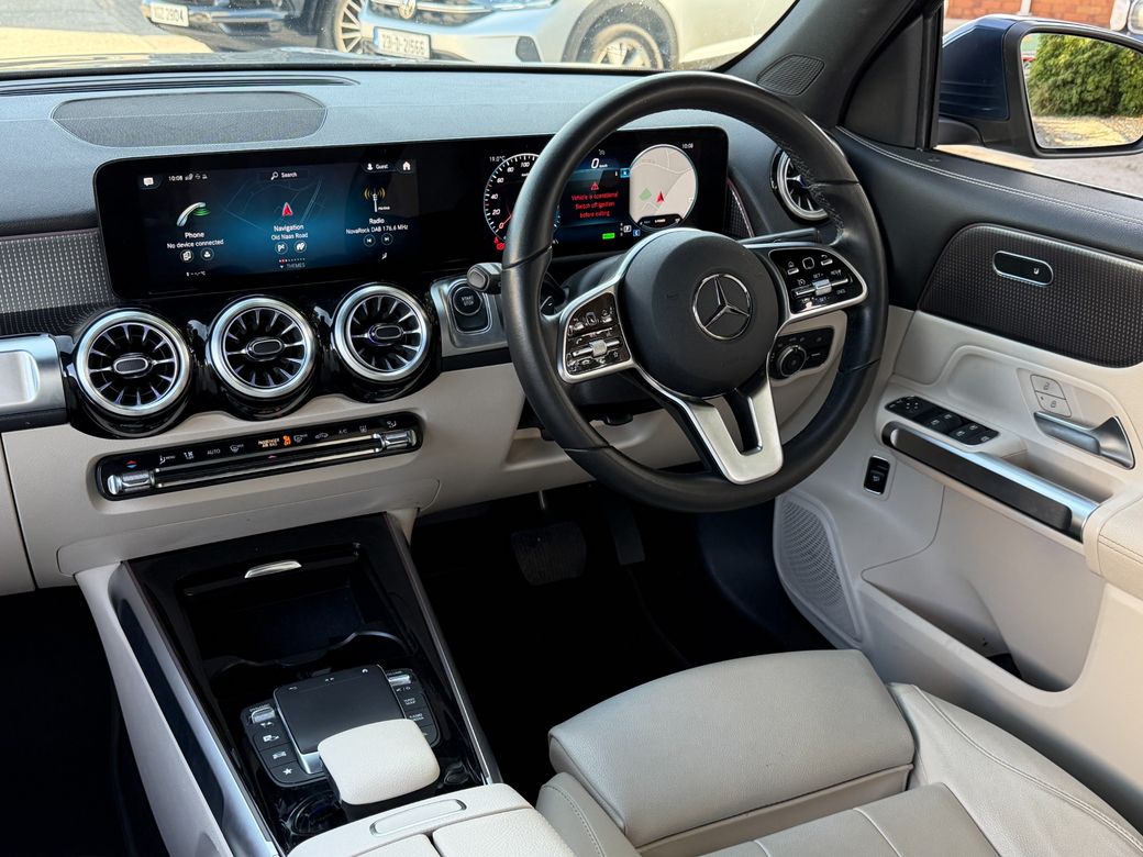 2022 Mercedes-Benz EQB