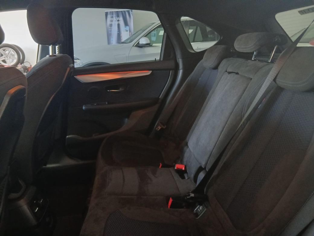 2016 BMW 218