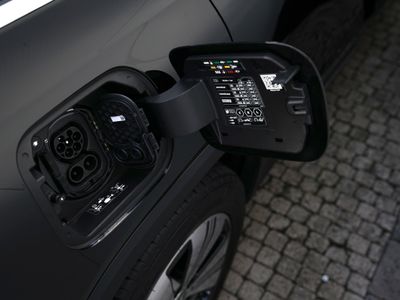 2023 Mercedes-Benz EQB