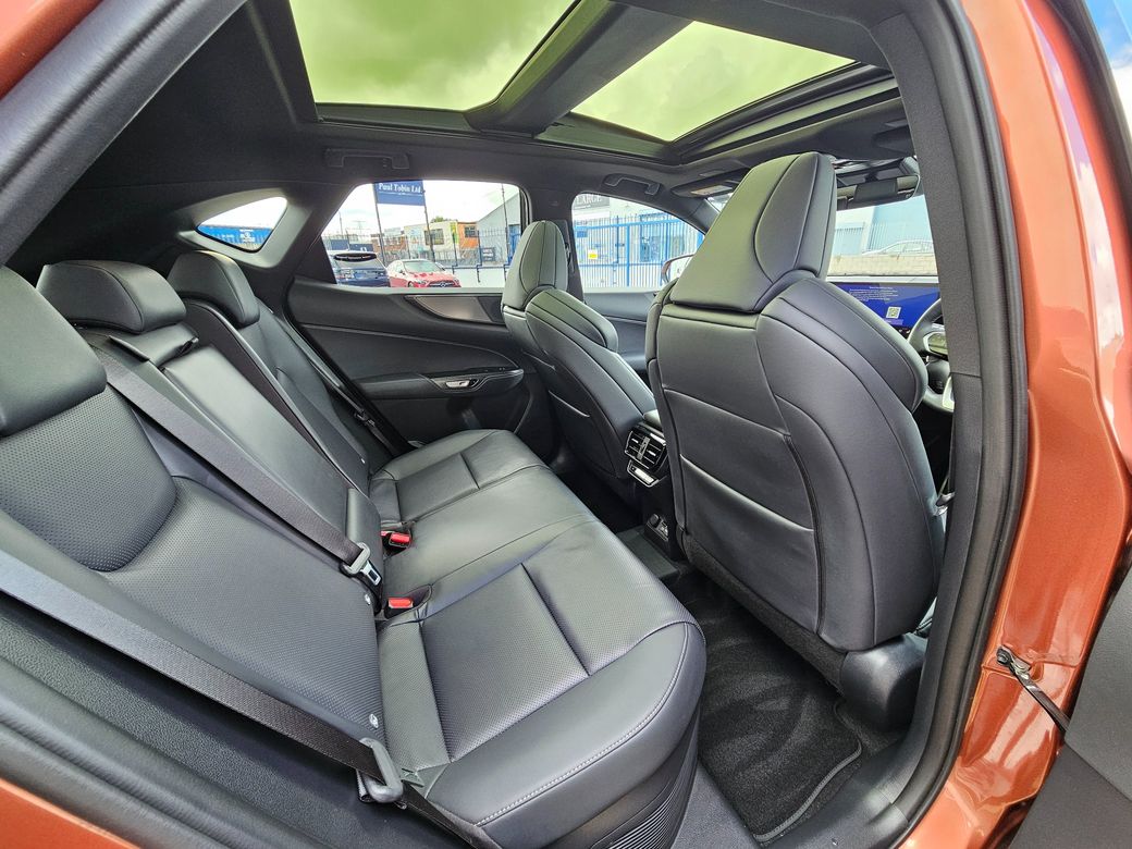 2025 Lexus NX 450H+