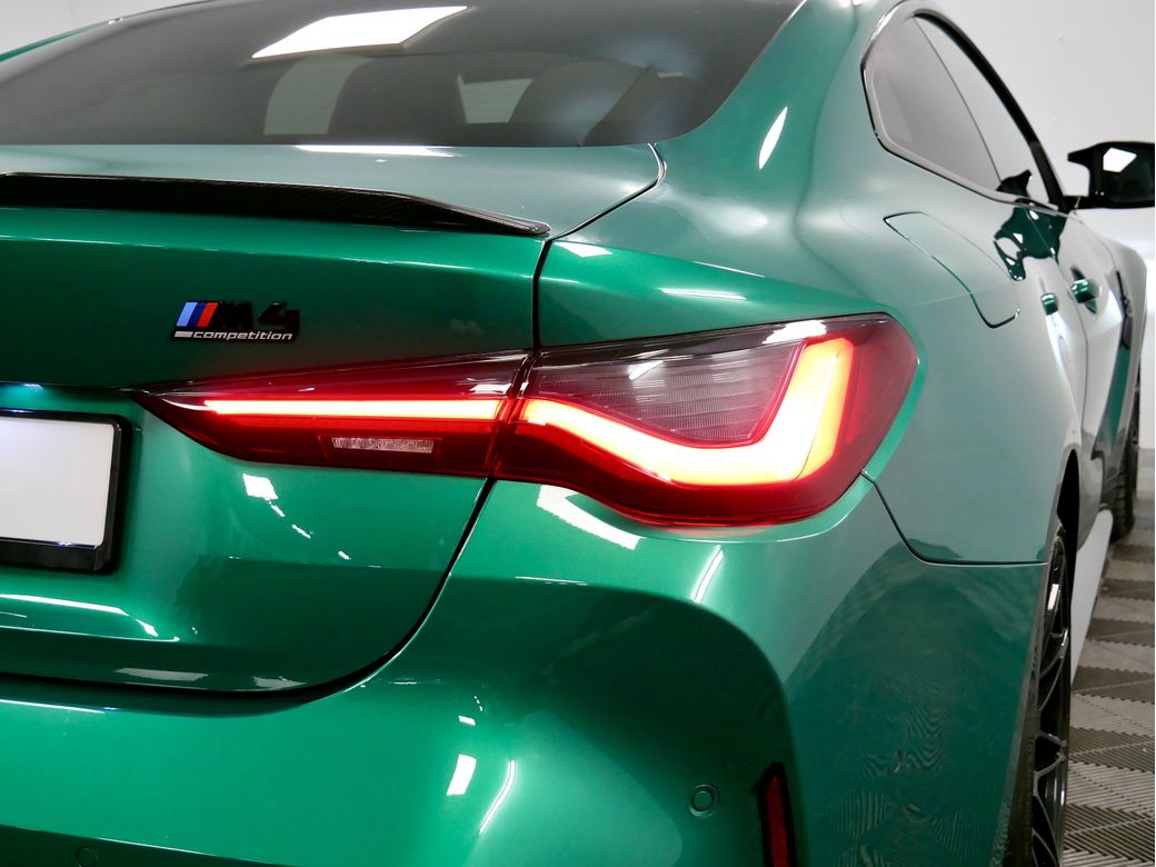 2021 BMW M4