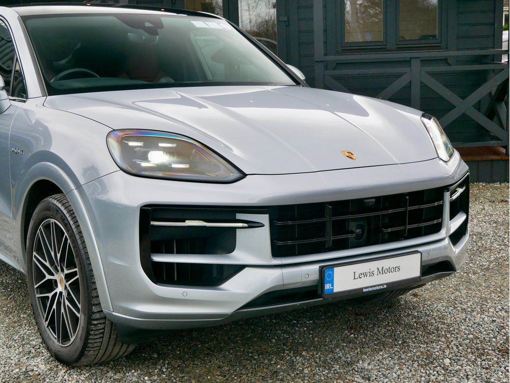 2024 Porsche Cayenne