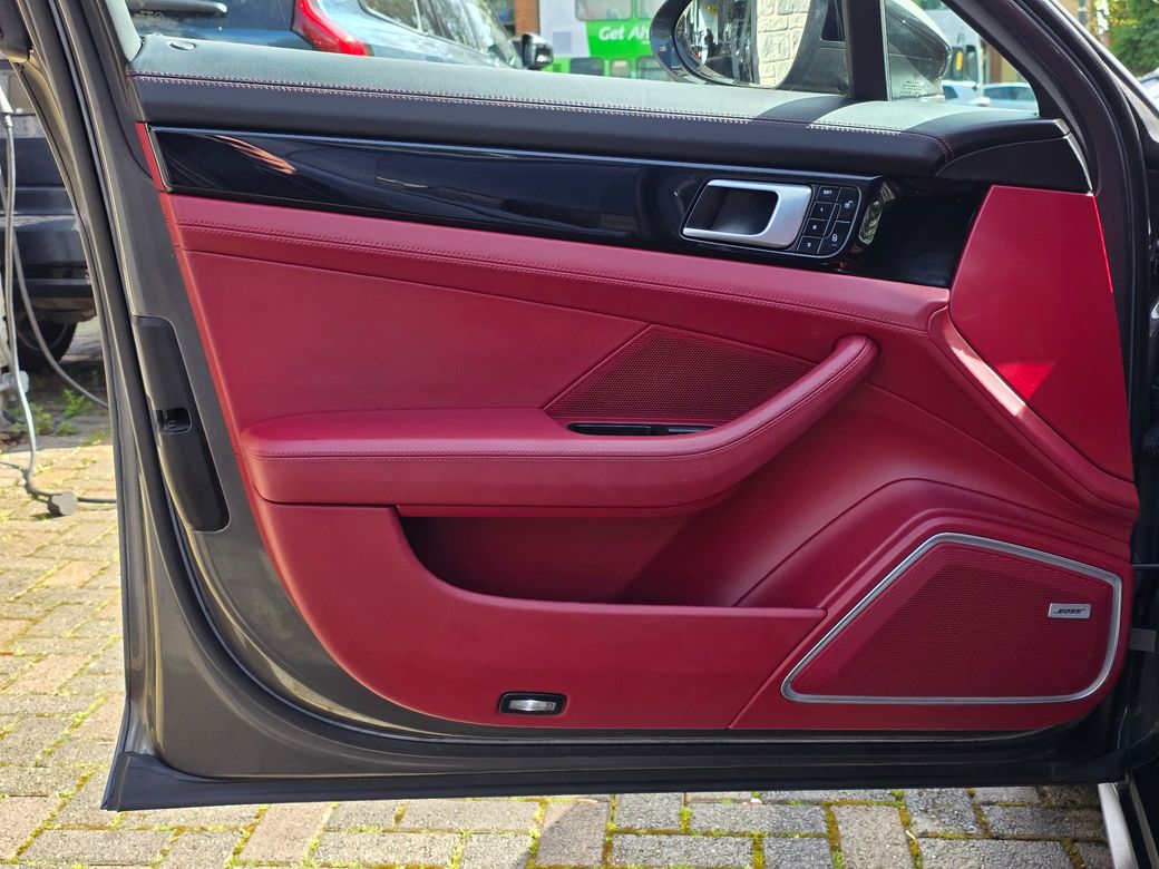 2018 Porsche Panamera