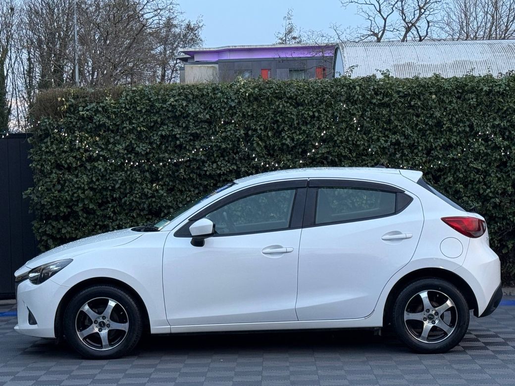 2016 Mazda Demio