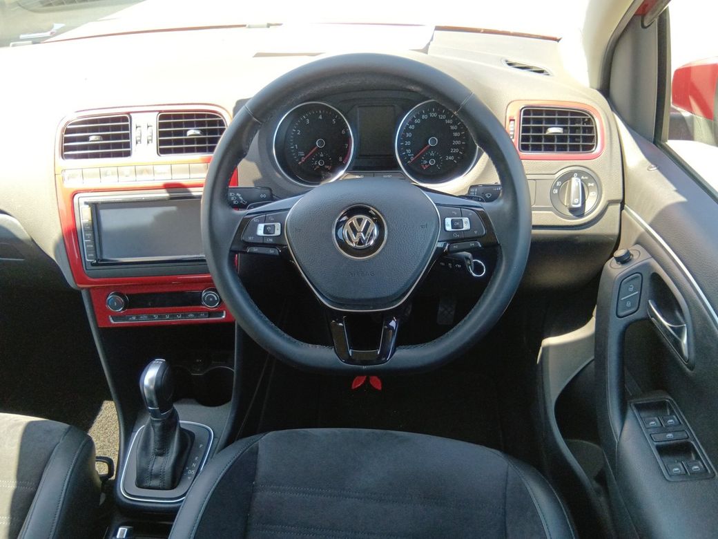 2017 Volkswagen Polo