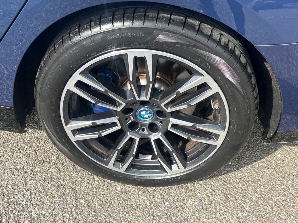 2024 BMW 5 Series