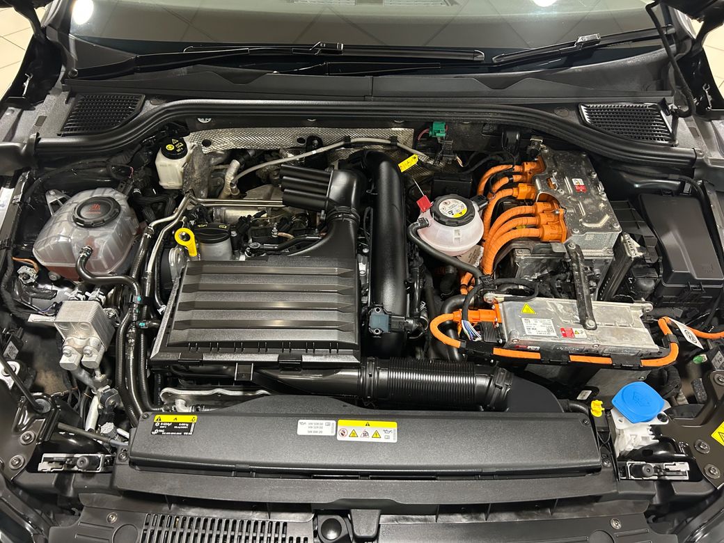 2024 Volkswagen Golf