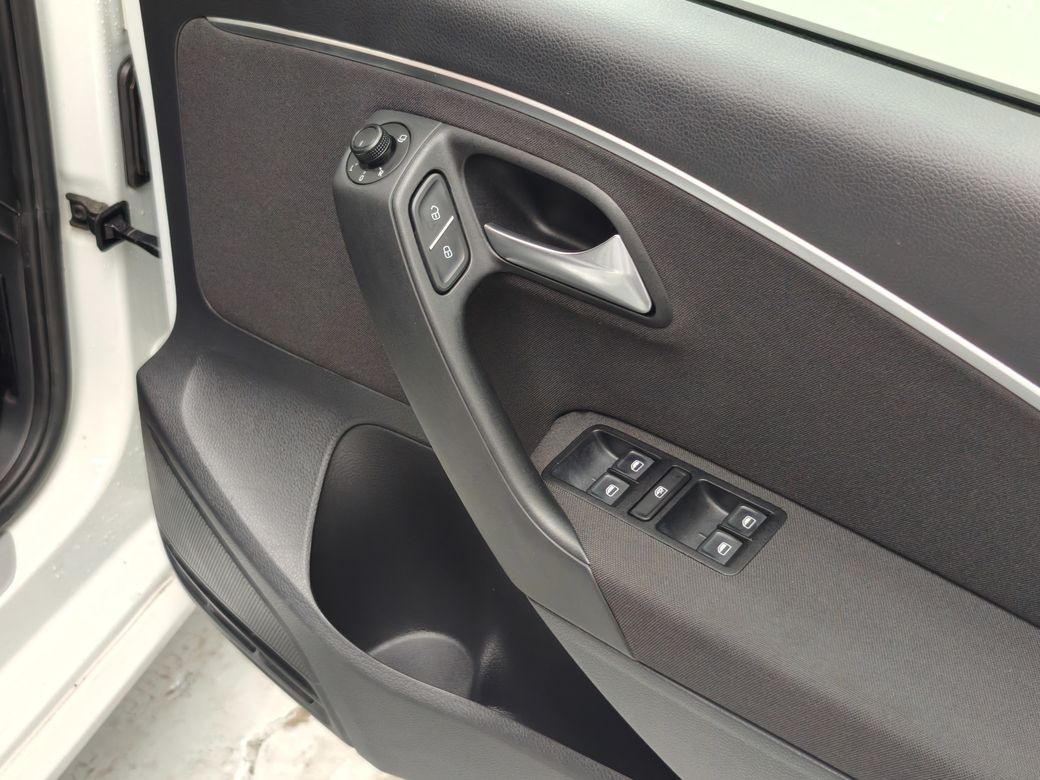 2015 Volkswagen Polo