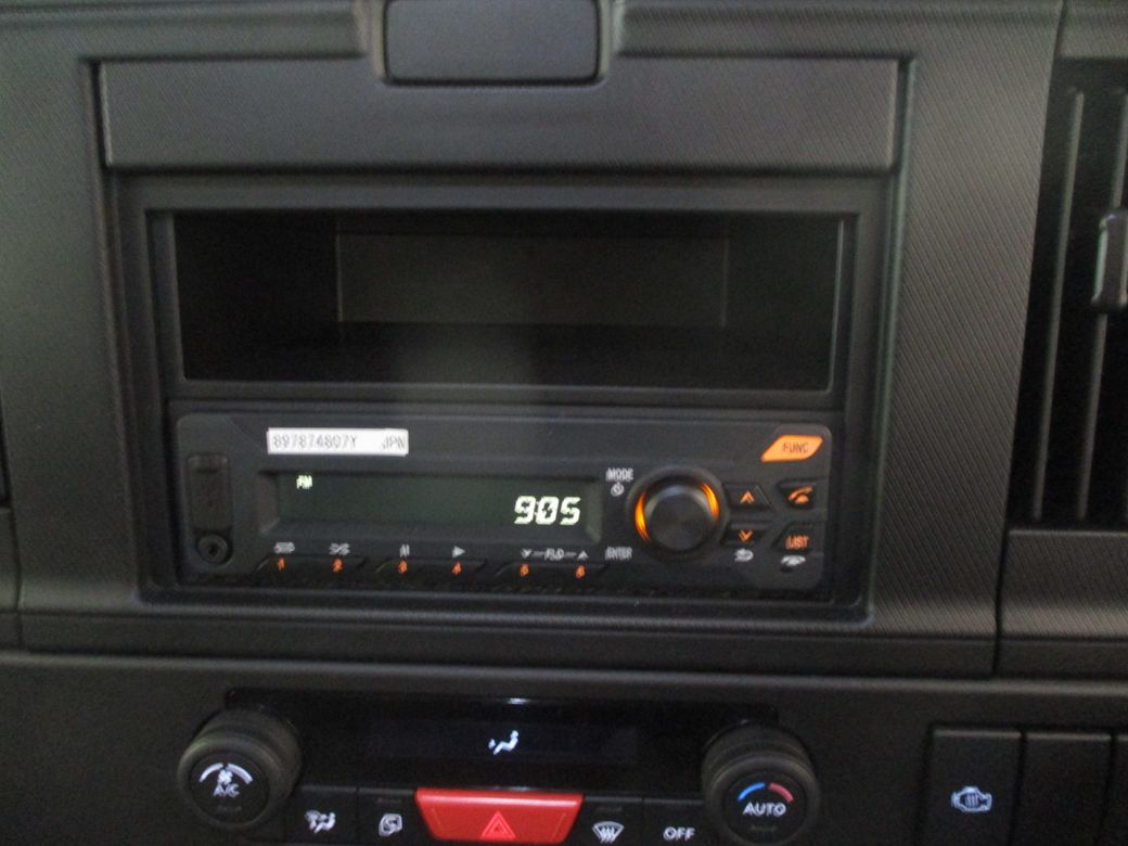 2024 Isuzu NPR