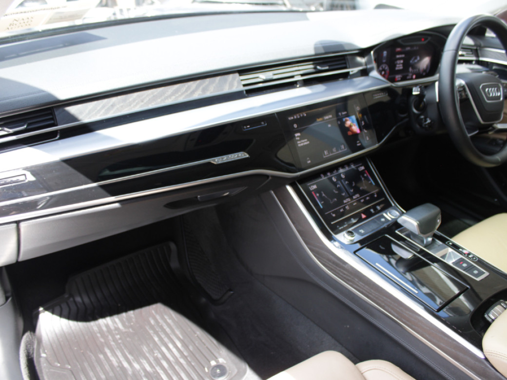 2018 Audi A8